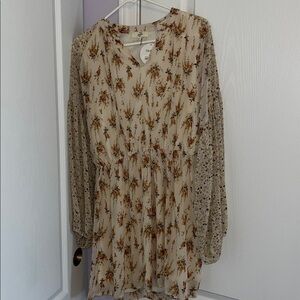 Entro Floral Cream Dress